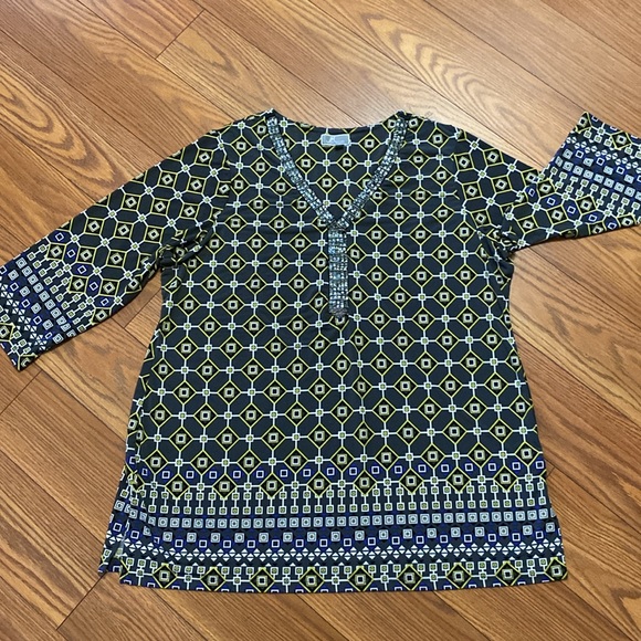 JM Collection woman’s bling front V neck 3/4 sleeve beaded top blouse tunic - Picture 10 of 13